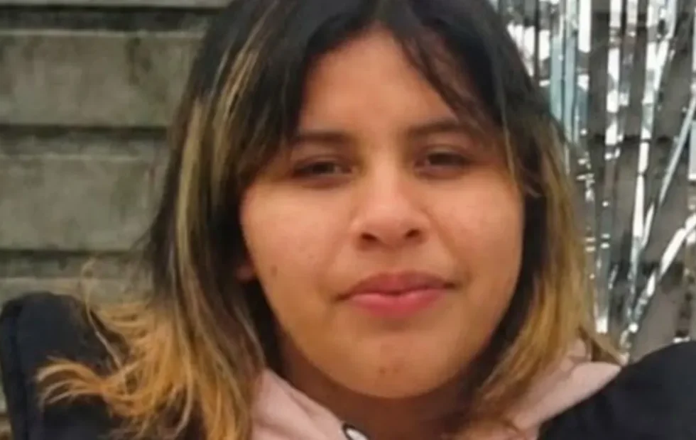Alerta Sofía por la búsqueda de una adolescente desaparecida en Corrientes. Imagen destacada sobre adolescente desaparecida en Corrientes. publicada en Netaware