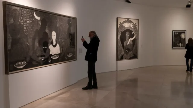 Belkis Ayón en el Malba: la artista cubana que transformó el mito de Sikán en arte. Fotografía editorial relacionada con Belkis Ayón Malba. publicada en Netaware