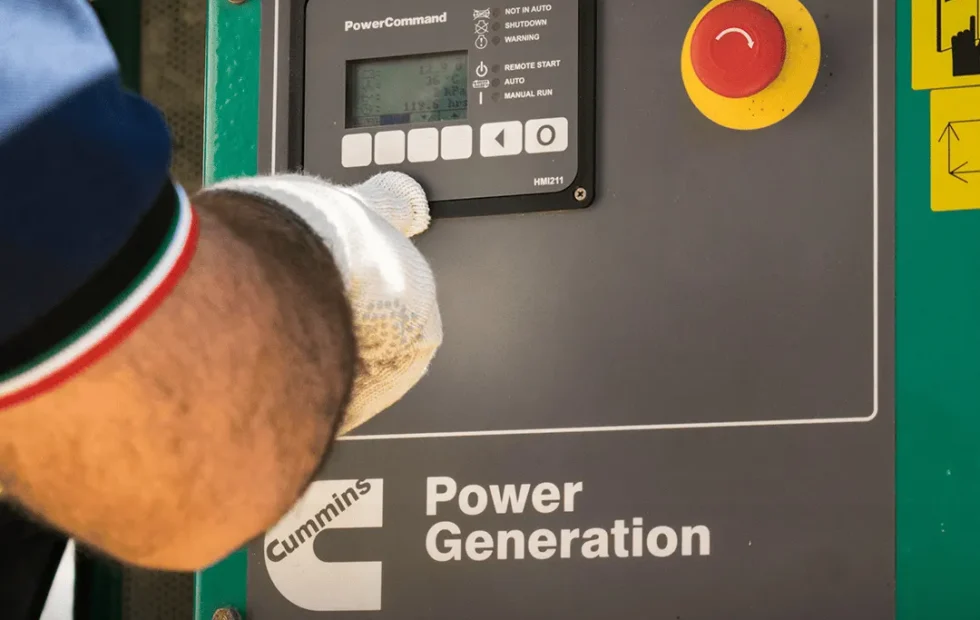 Cómo los abonos mensuales optimizan el mantenimiento de grupos electrógenos. Fotografía editorial relacionada con abonos mensuales grupos electrógenos. publicada en Netaware