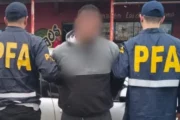 Detienen en Merlo a un hombre acusado de abusar de menores durante diez años. Fotografía editorial relacionada con Detienen Merlo hombre acusado abusar. publicada en Netaware