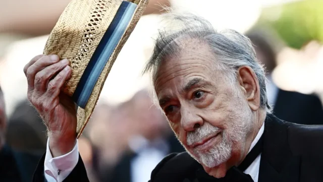 Francis Ford Coppola se recupera en Roma tras una cirugía cardíaca programada. Fotografía editorial relacionada con Francis Ford Coppola cirugía cardíaca. publicada en Netaware