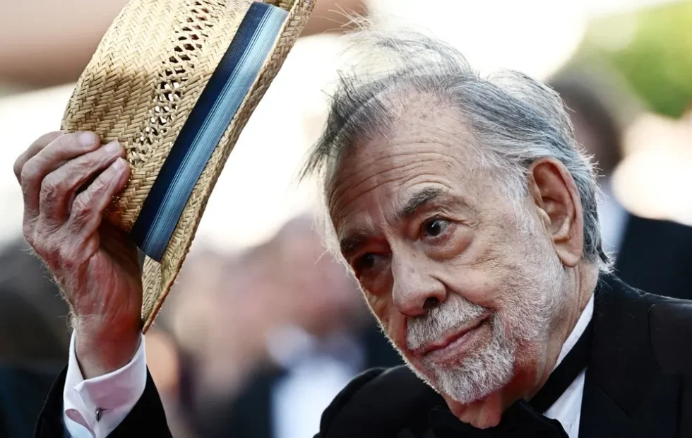 Francis Ford Coppola se recupera en Roma tras una cirugía cardíaca programada. Fotografía editorial relacionada con Francis Ford Coppola cirugía cardíaca. publicada en Netaware