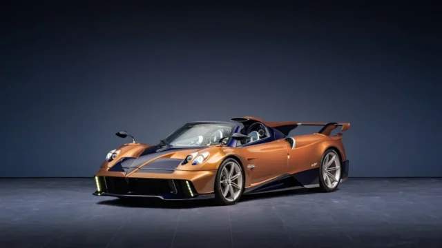 Horacio Pagani celebra sus 70 años con una joya automotriz de carbono en Goodwood. Fotografía editorial relacionada con Horacio Pagani celebra años joya. publicada en Netaware