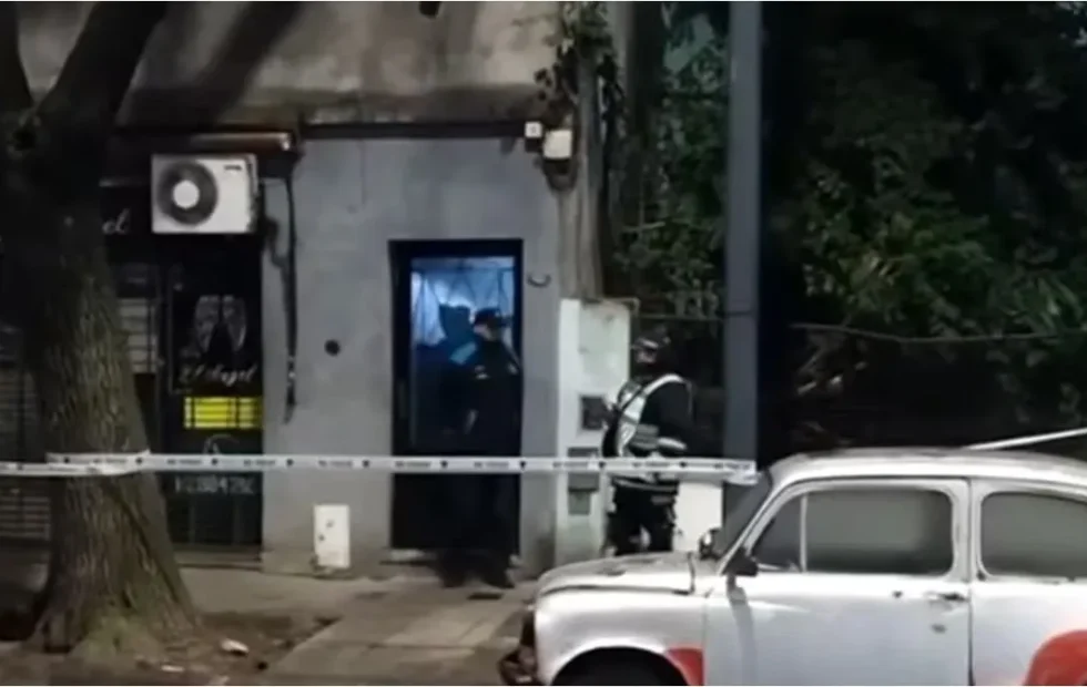 Incendio en Coghlan: un muerto y dos heridos graves tras el fuego. Imagen destacada sobre incendio en Coghlan. publicada en Netaware