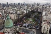 Congreso: la urgencia de proteger a víctimas de violencia de género. Fotografía editorial relacionada con protección de víctimas. publicada en Netaware