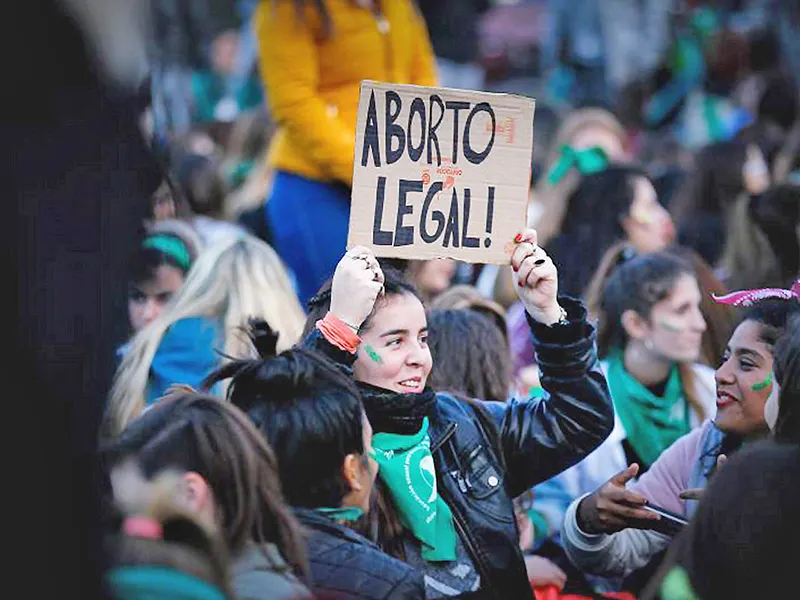 Aborto legal en Argentina: Rosario se moviliza por el acceso al derecho. Imagen destacada sobre aborto legal en Argentina. publicada en Netaware