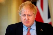 Boris Johnson salió ileso tras un ataque ruso contra un tren en Ucrania. Imagen destacada sobre ataque ruso contra un tren. publicada en Netaware