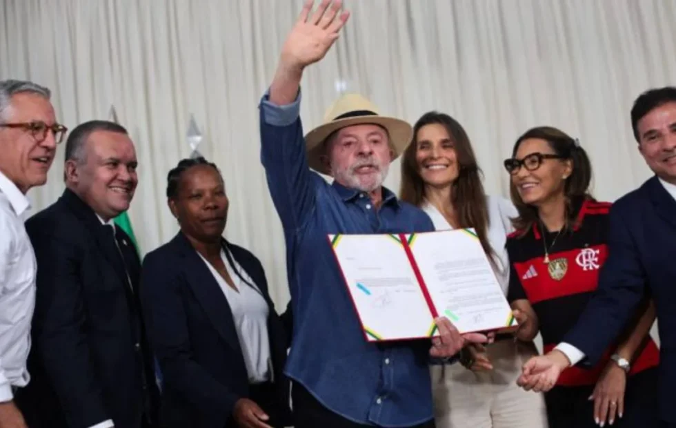Brasil convierte al fútbol femenino en una política de Estado antes del Mundial 2027. Fotografía editorial relacionada con profesionalización del fútbol femenino. publicada en Neta