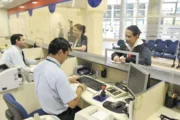 El salario bancario supera los $2,5 millones tras una nueva actualización. Fotografía editorial relacionada con salario bancario 2026. publicada en Netaware
