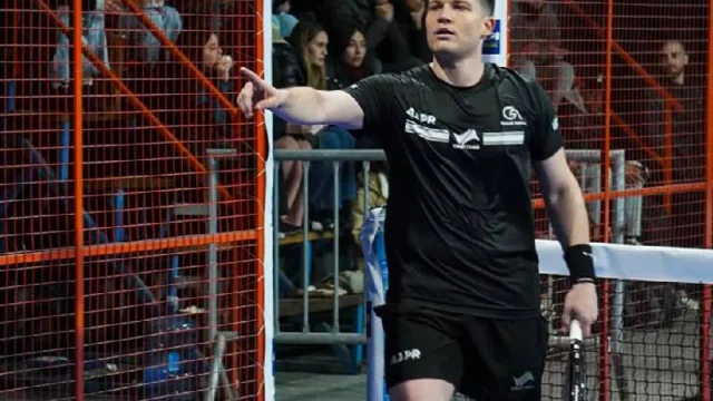Pádel profesional: talento, sponsors y el costo de competir desde Argentina. Fotografía editorial relacionada con pádel profesional argentino. publicada en Netaware