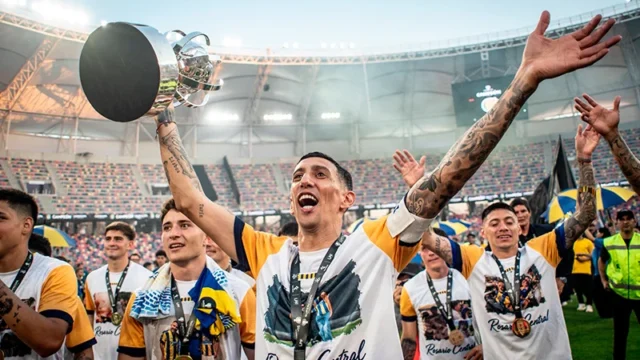 Rosario Central conquista la Supercopa Internacional con el sello de Di María. Fotografía editorial relacionada con Supercopa Internacional 2026. publicada en Netaware
