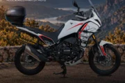 Cómo elegir accesorios para viajar en una Moto Morini X-Cape 700. Fotografía editorial relacionada con accesorios X-Cape 700. publicada en Netaware