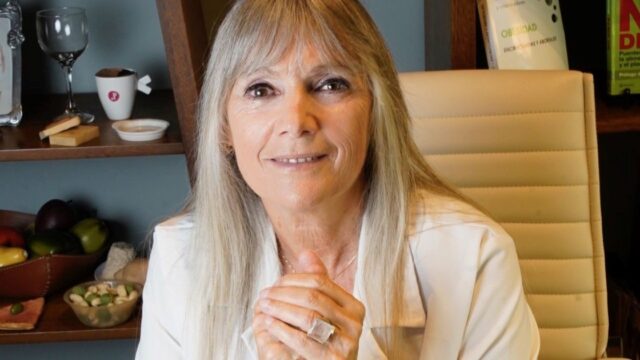 Dietas restrictivas: cómo pueden alimentar el ciclo de atracones. Fotografía editorial relacionada con dietas restrictivas y atracones. publicada en Netaware
