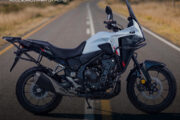 Honda NX500 para viajar: cómo ordenar el equipamiento. Imagen destacada sobre Honda NX500 para viajar. publicada en Netaware