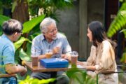 Japón supera los 100.000 centenarios, pero su longevidad expone una crisis. Fotografía editorial relacionada con longevidad japonesa. publicada en Netaware