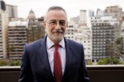 La elección brasileña demora el regreso del embajador a Buenos Aires. Fotografía editorial relacionada con regreso del embajador brasileño. publicada en Netaware