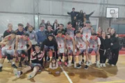Los Rosarinos Estudiantil y Red Star tomaron ventaja en la reclasificación. Fotografía editorial relacionada con Rosarinos Estudiantil Red Star tomaron. publicada en Netaware