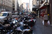 Motos usadas: el dueño directo concentra la oferta en casi todo el país. Fotografía editorial relacionada con oferta de motos usadas. publicada en Netaware