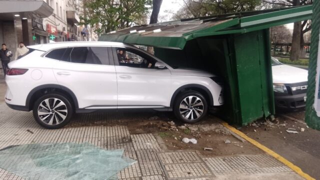 Seguro para autos híbridos y eléctricos: qué cubre y cómo se reparan. Imagen destacada sobre seguro para autos híbridos. publicada en Netaware