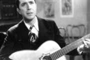 Uruguay declara el 11 de diciembre Día del Natalicio de Gardel. Fotografía editorial relacionada con natalicio de Carlos Gardel. publicada en Netaware